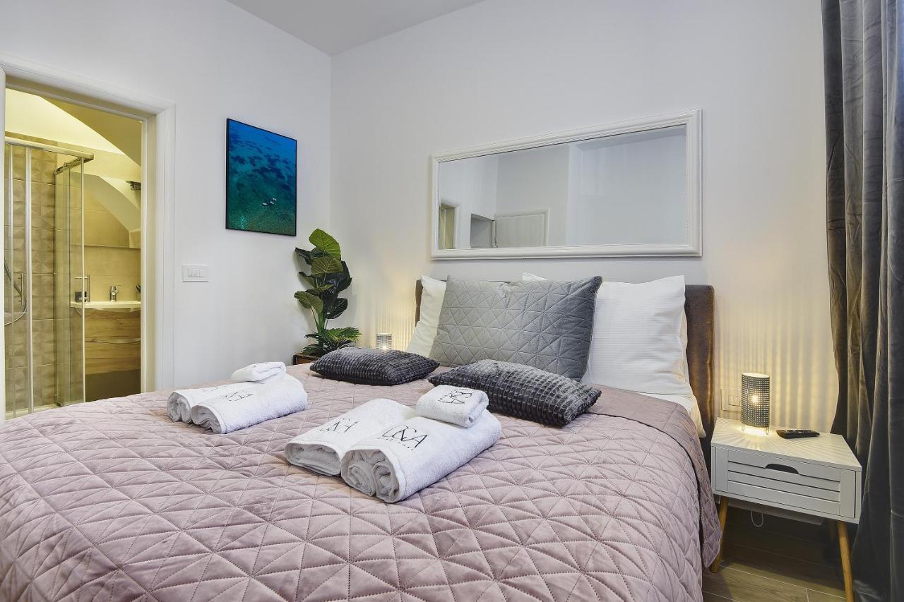 D&A Central Luxury Apartments With Free Parking Pula Ngoại thất bức ảnh