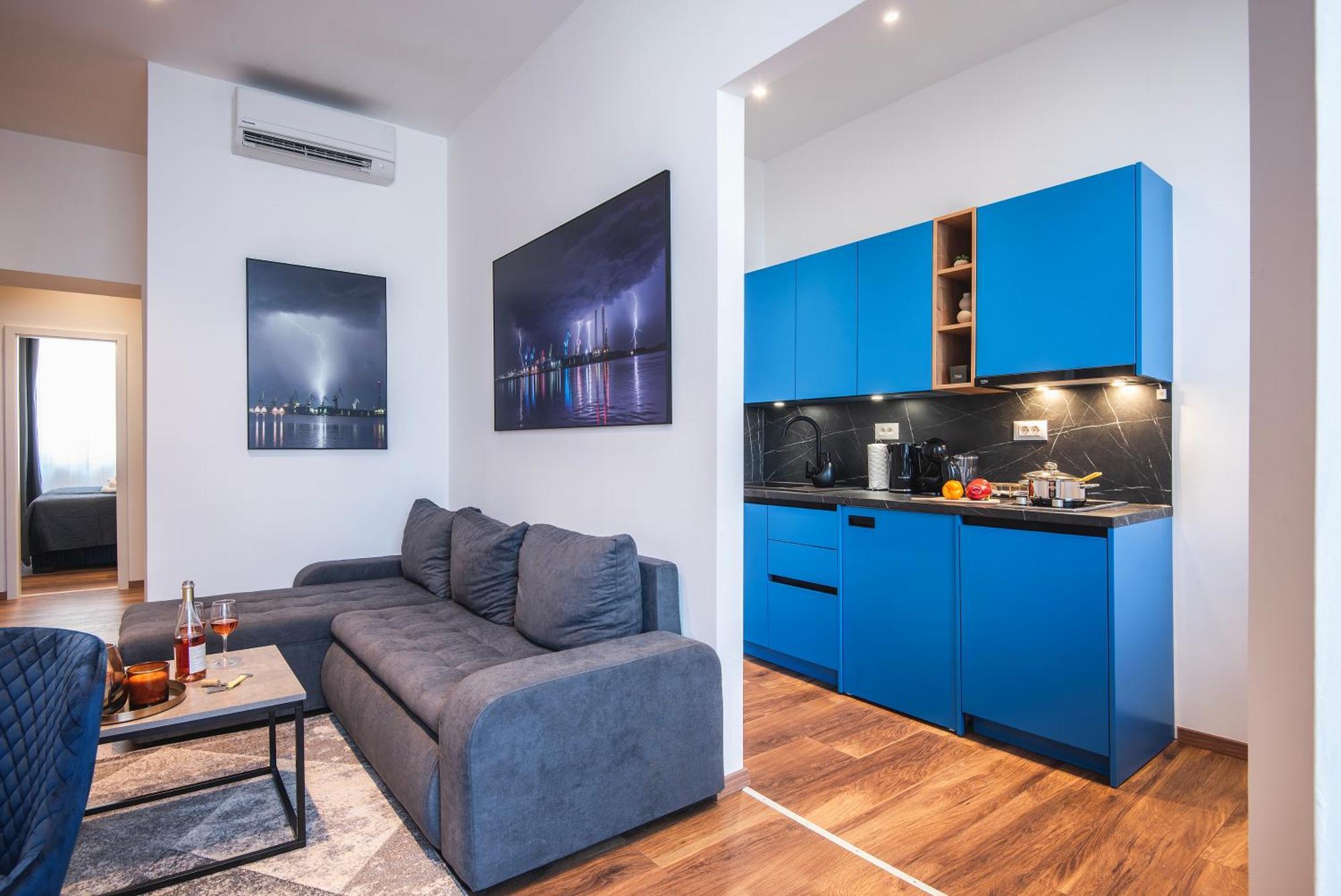D&A Central Luxury Apartments With Free Parking Pula Ngoại thất bức ảnh