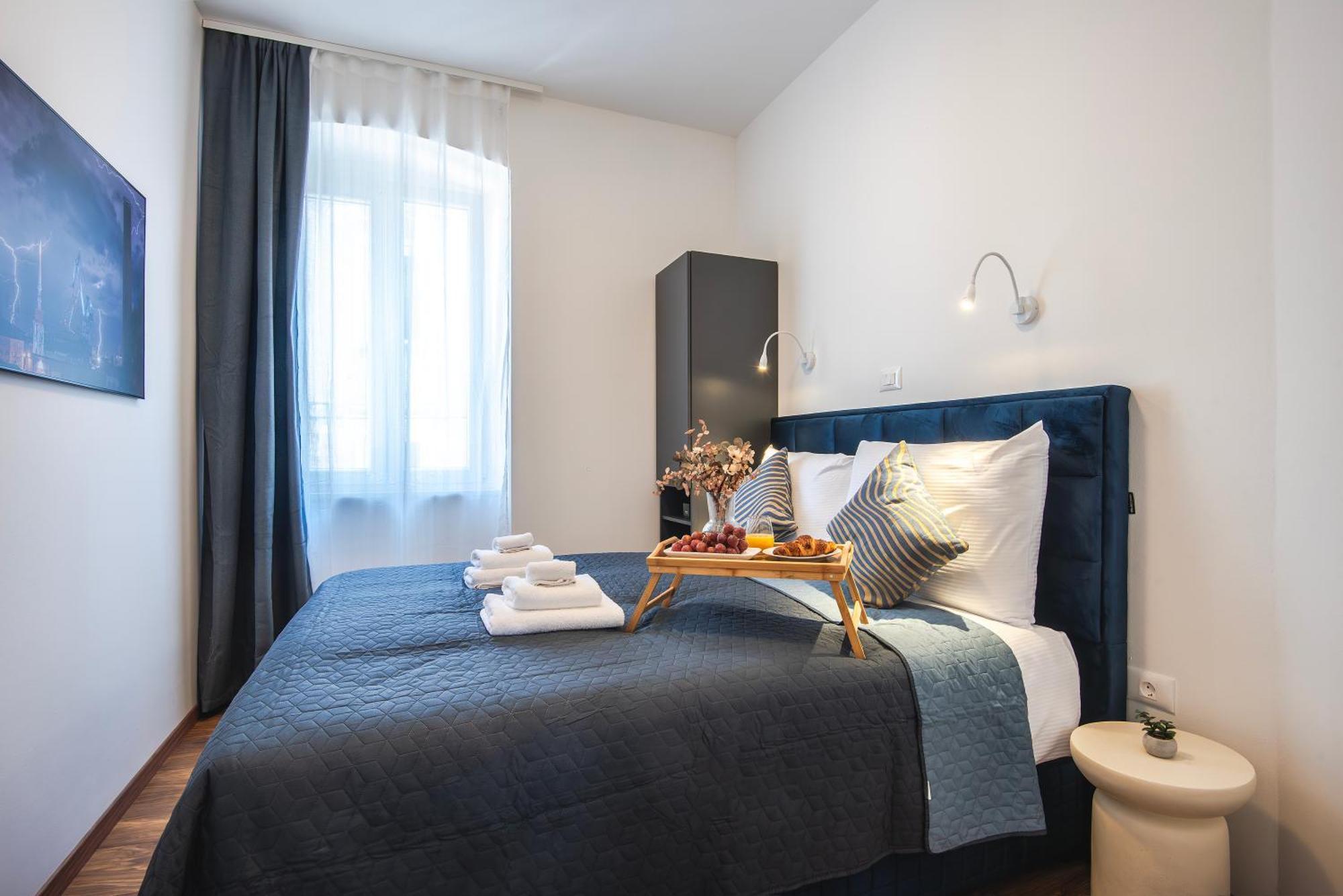 D&A Central Luxury Apartments With Free Parking Pula Ngoại thất bức ảnh