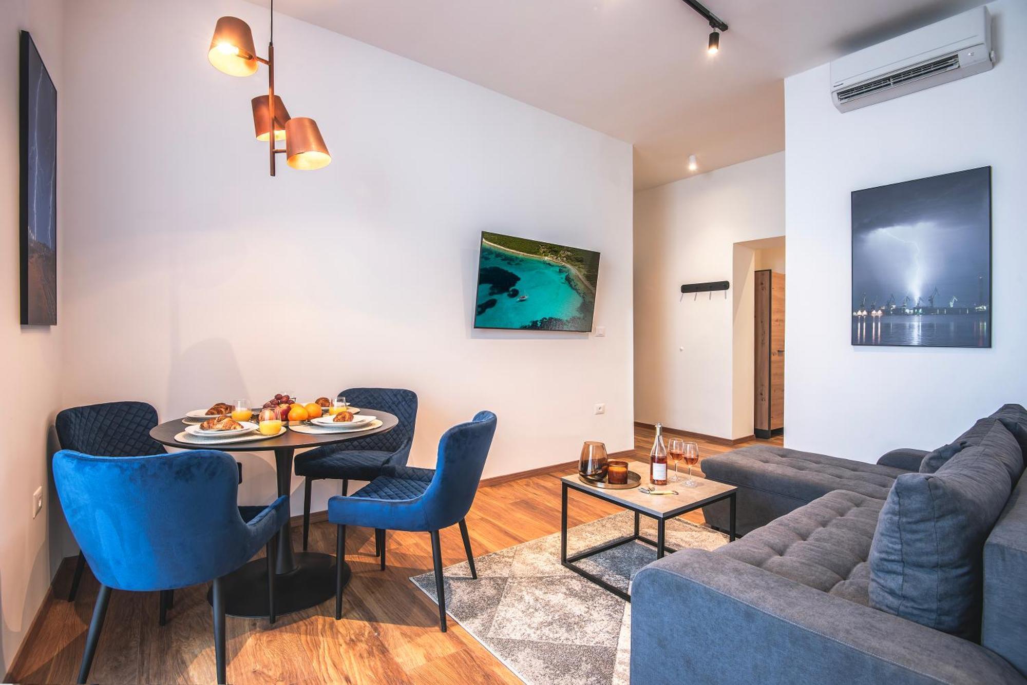 D&A Central Luxury Apartments With Free Parking Pula Ngoại thất bức ảnh