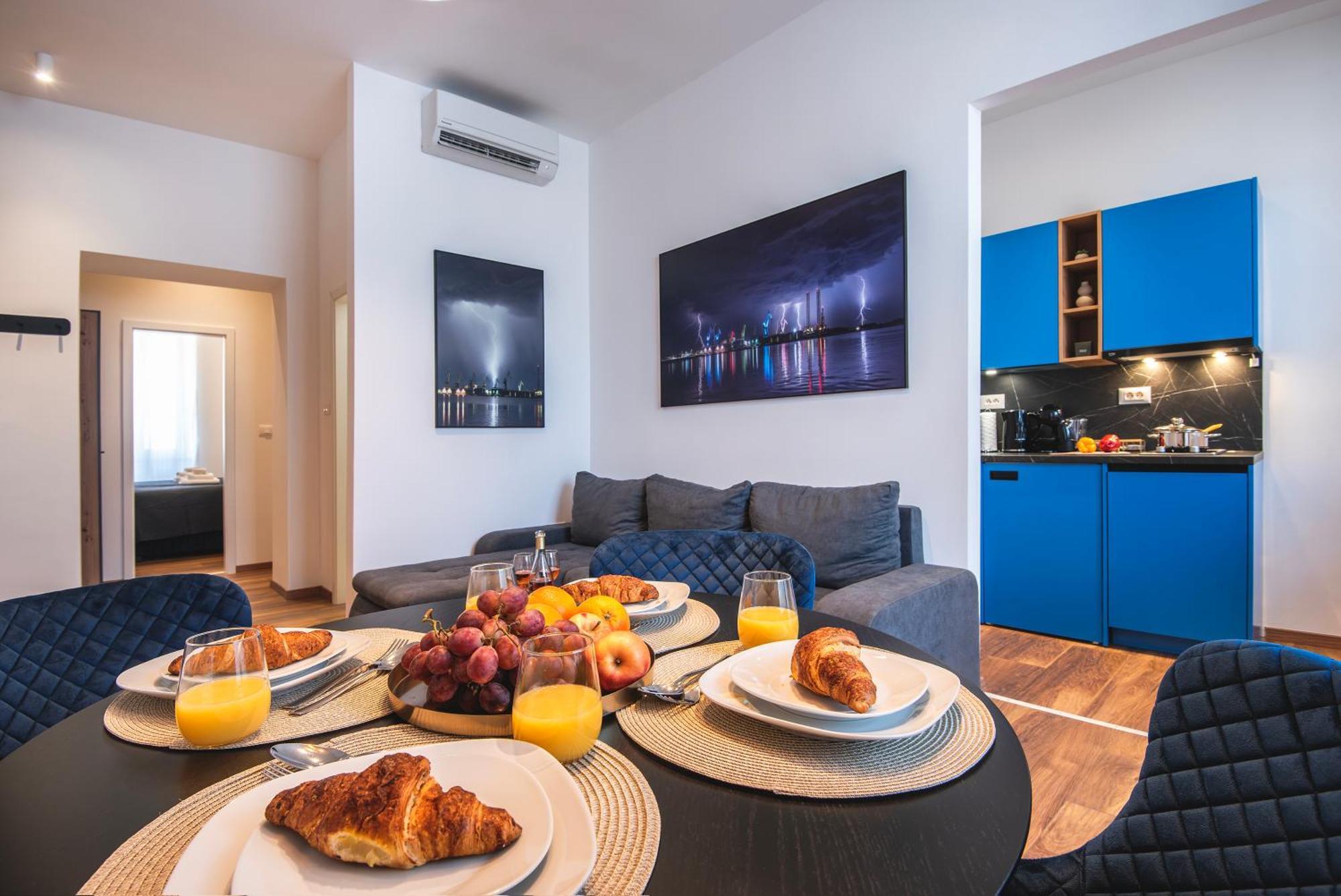 D&A Central Luxury Apartments With Free Parking Pula Ngoại thất bức ảnh