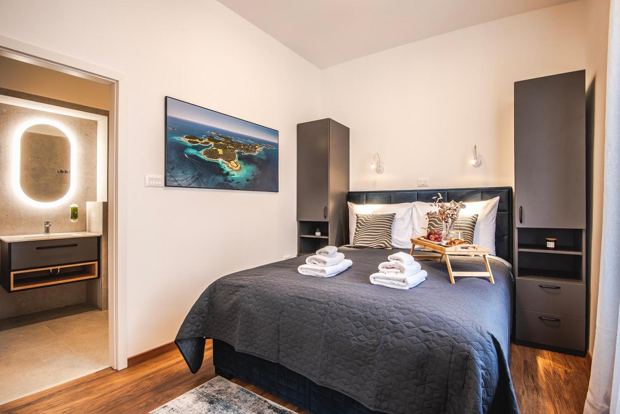 D&A Central Luxury Apartments With Free Parking Pula Ngoại thất bức ảnh
