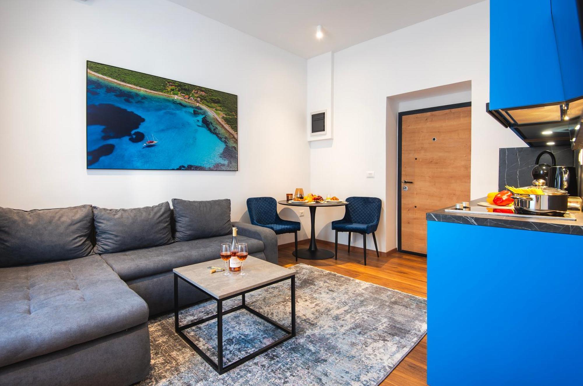 D&A Central Luxury Apartments With Free Parking Pula Ngoại thất bức ảnh